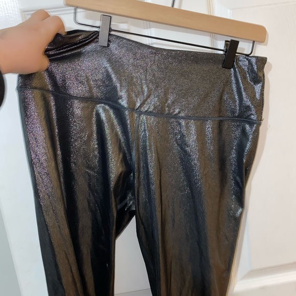 Victoria’s Secret sport leggings - Picture 10 of 10